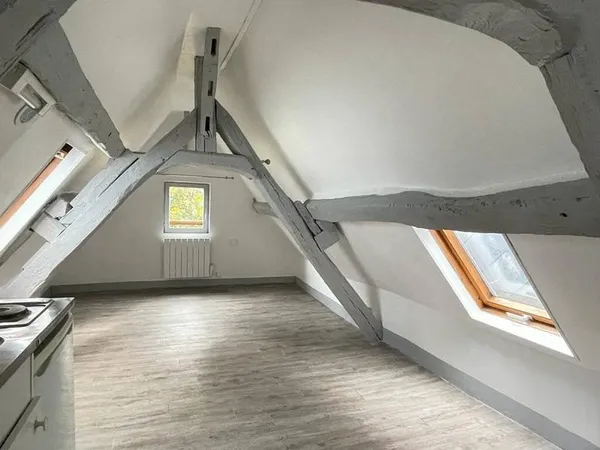 Studio 1 pièce 11 m²