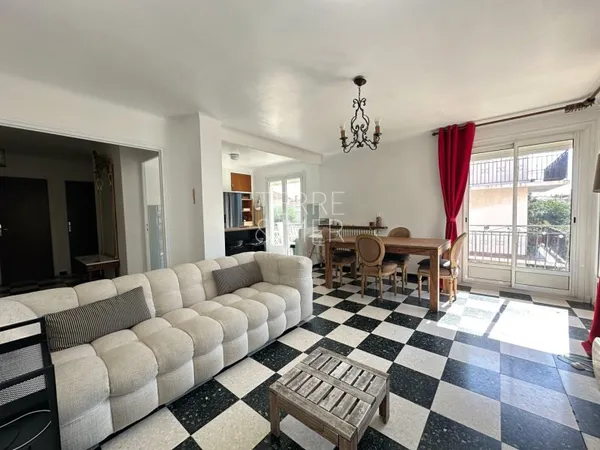 Appartement 4 pièces 84 m²