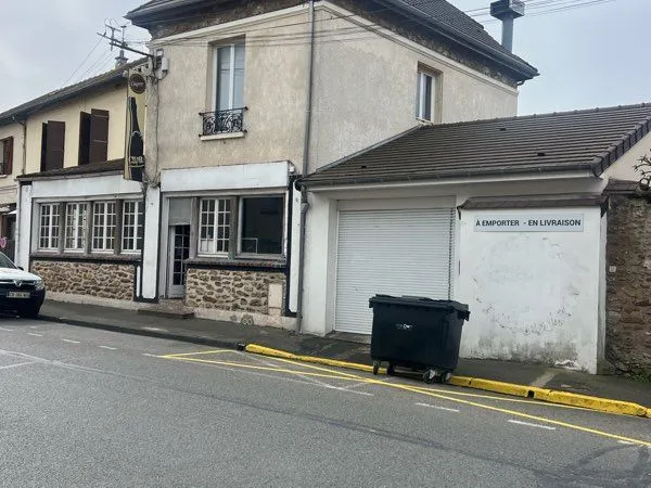 À louer -Restaurant avec terrasse + logement - Coubert