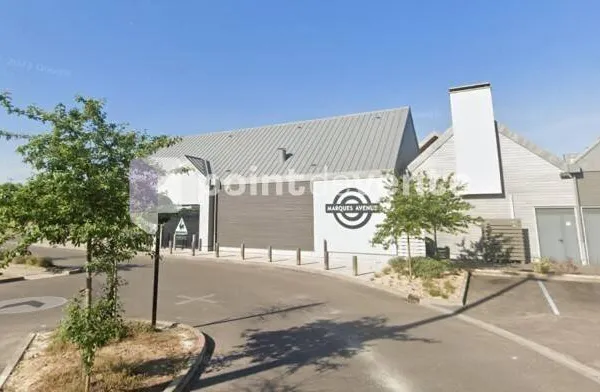 Local commercial 127 m²