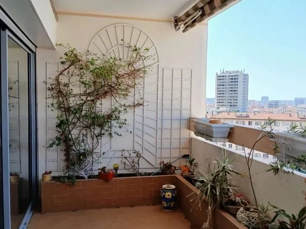 Appartement de T5 Secteur Claret libre de suite