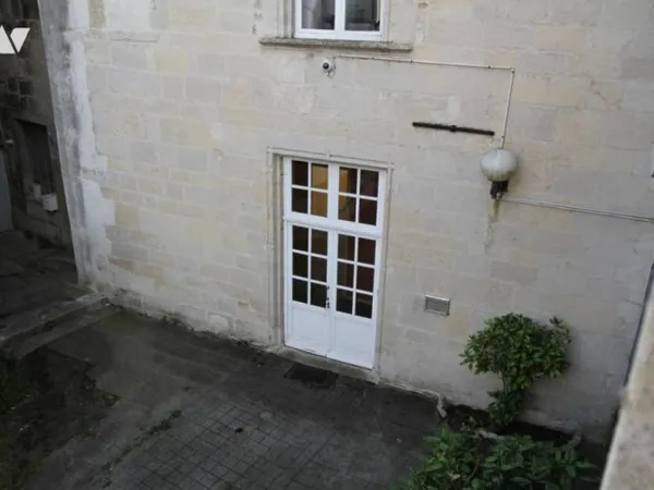 Local d'activités 89 m²
