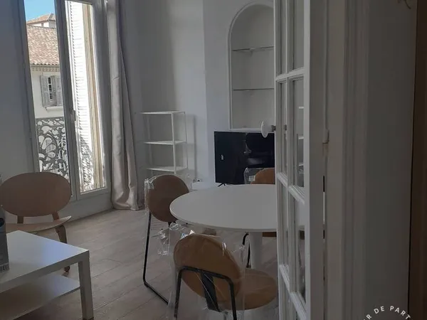 Appartement 6 pièces 103 m²
