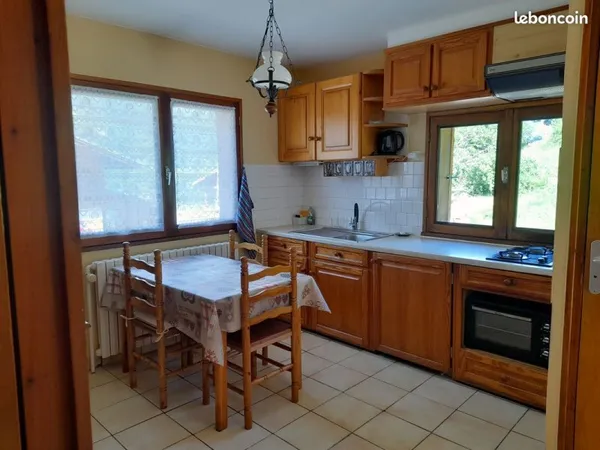 Location maison dans village