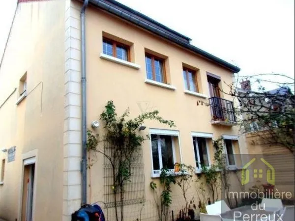 IDEAL GRANDE FAMILLE. 238 M2 HA ET DEPENDANCE
