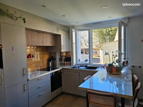 Location meublée à neuf au calme avec jardin