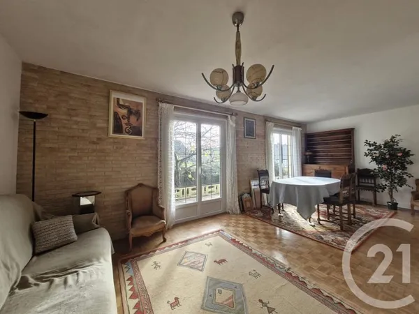 Maison 7 pièces 138 m²