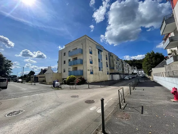 Garage/parking couvert