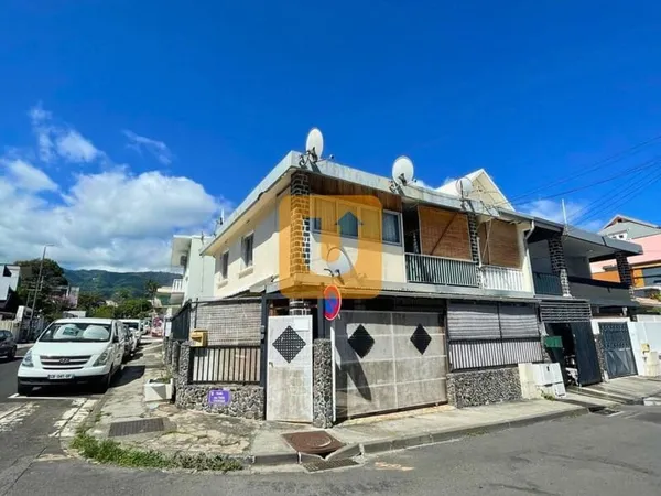 RARE - IMMEUBLE A VENDRE RENTABILITE DE 12% BRUT SUR SAINT D