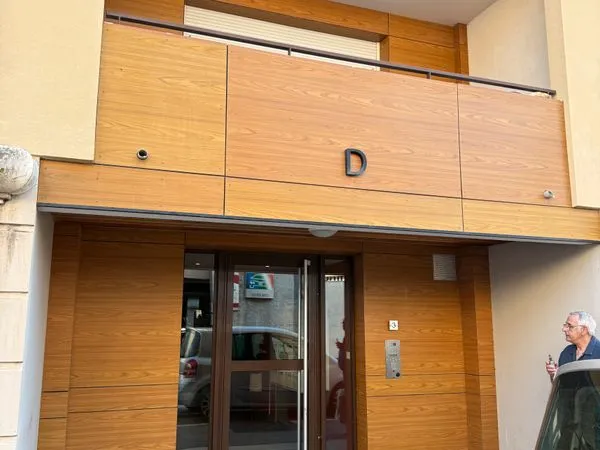 Vends magnifique appartement type 2 de 42M2 à MEZE