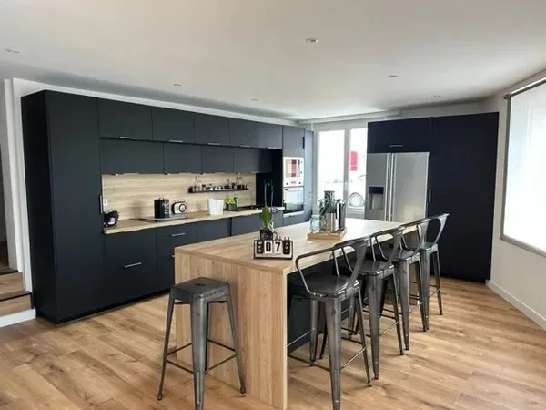 2 MAISONS A QUEND-VILLE