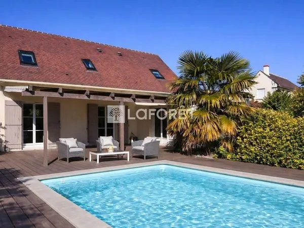 Maison 6 pièces 140 m²