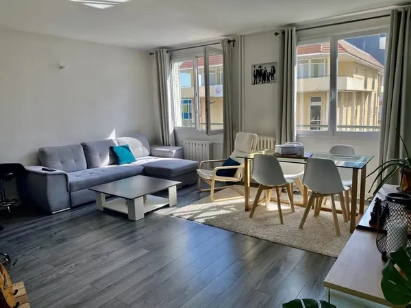 Appartement 3 pièces - 1 chambre - quartier port à l'anglais