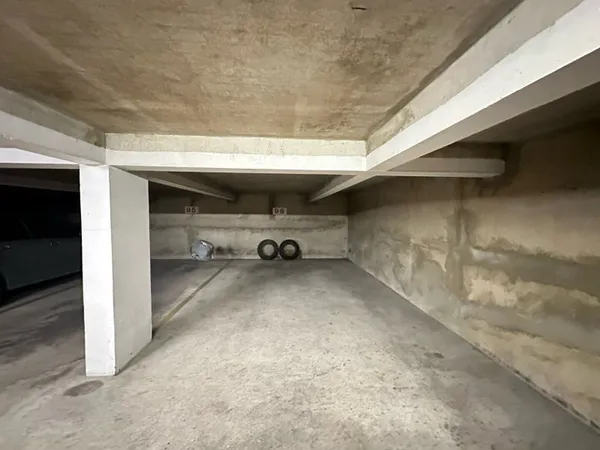 Vends parking
