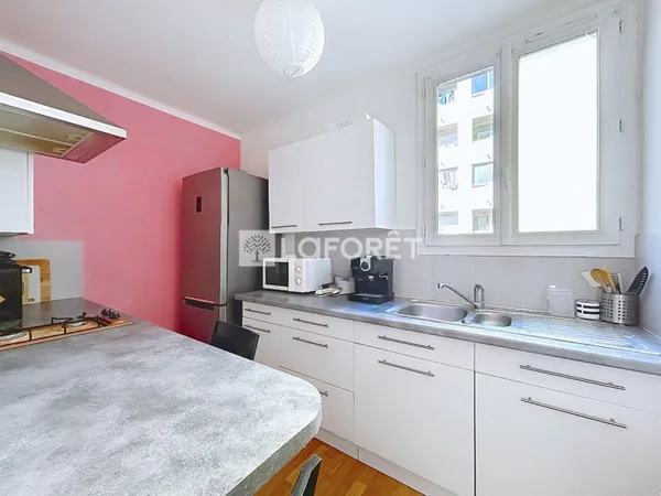 Studio 1 pièce 31 m²