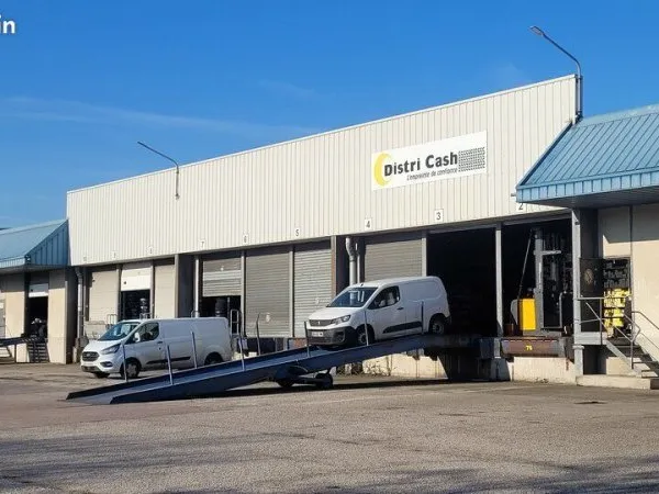 LOCAL D'ACTIVITE 2023 m² SAINT ETIENNE DU ROUVRAY