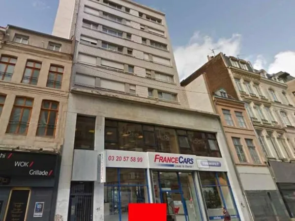 Local commercial 272 m²
