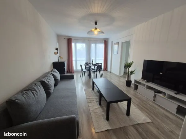 Chambre en colocation appartement meublé