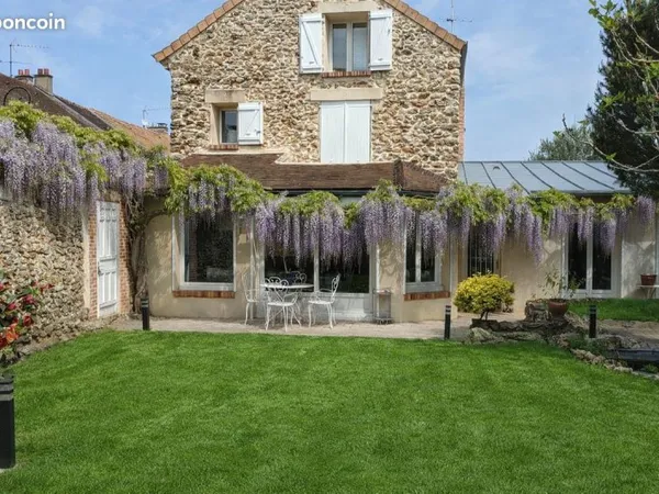 Maison ancienne rénovée 180 m2