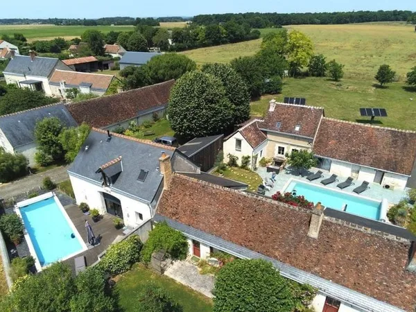 ENSEMBLE DE 3 MAISONS ET STUDIO