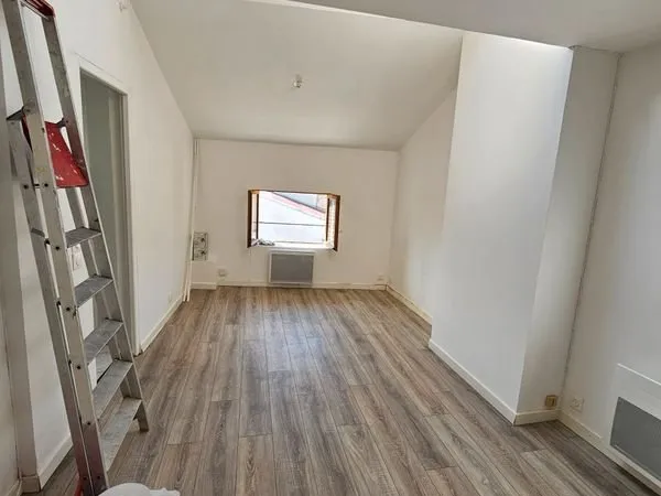 Appartement F2 en duplex 29M2 plein centre