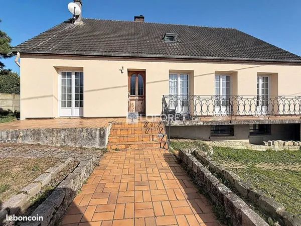 Pavillon 9 pièces 180 m²