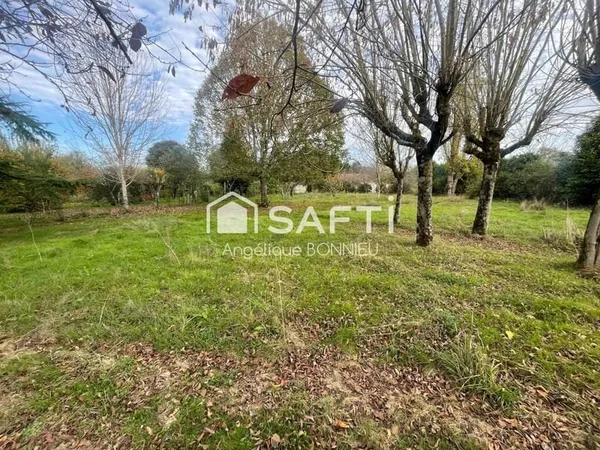Terrain 1500 m²