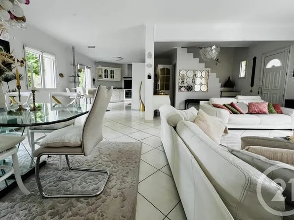 Maison 6 pièces 134 m²