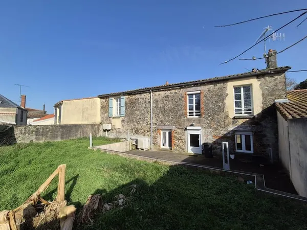 Maison de bourg - Menomblet