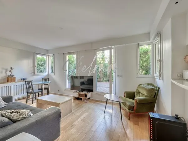 Appartement Issy Les Moulineaux 2 pièce(s) 47.75 m2