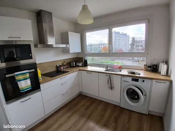 Colocation appartement 4 étudiants(es)
