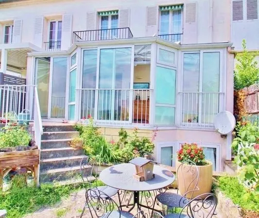 Maison 7 pièces 160 m²