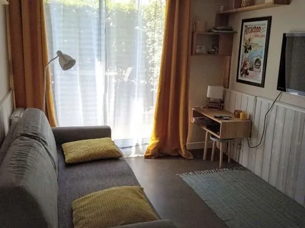 Particulier vends Studio Cabine Aiguillon