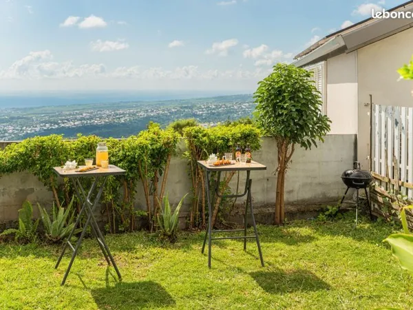 Maison Meublée Jacuzzi Vue sur Saint Denis