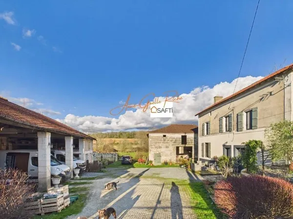 Maison 12 pièces 145 m²
