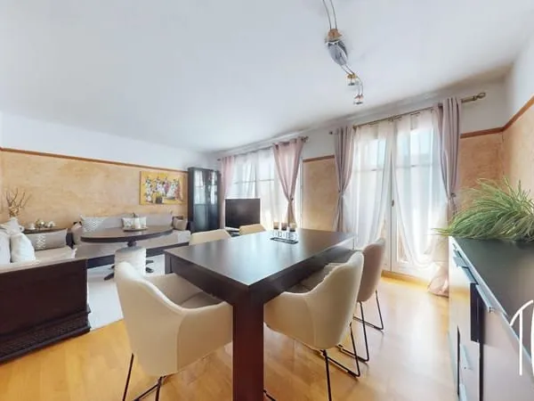 EXCLUSIVITE - THIAIS - 3 PIECES DE 65 M² AVEC PARKING ET BALCON