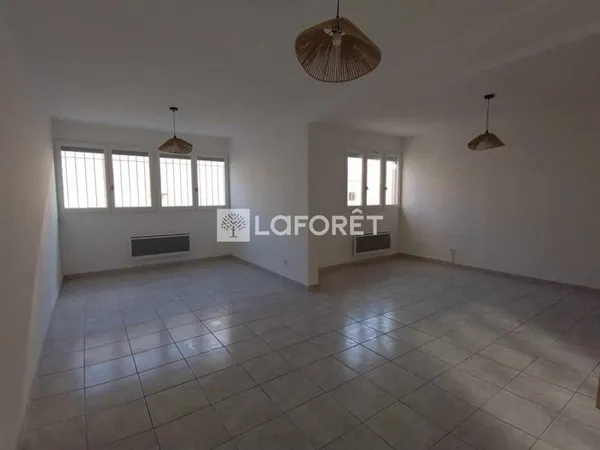 Appartement T4 en RDC Sorgues 100m2