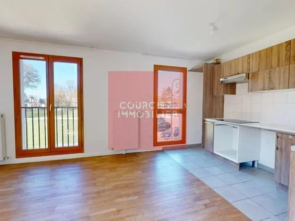 LE MESNIL SAINT DENIS (78) A VENDRE DUPLEX DE 78 M²