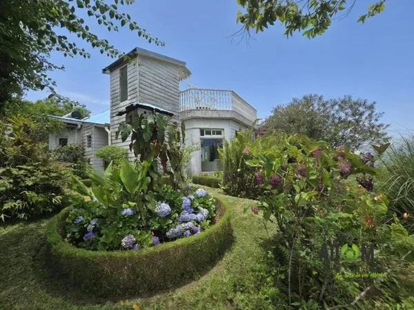 Maison 15 pièces 485 m²