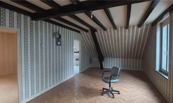 Local d'activités 180 m²