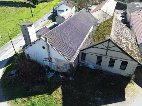 Local 250 m²