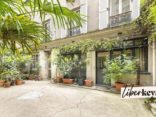 Magnifique loft sur cour arborée, secteur recherché Paris 11