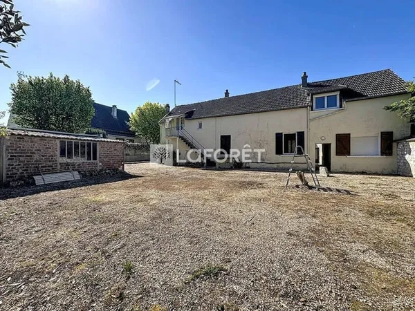 Maison 12 pièces 170 m²