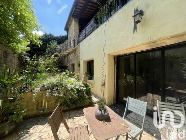 Maison 8 pièces 220 m²