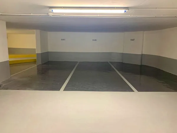 Loue place de Parking