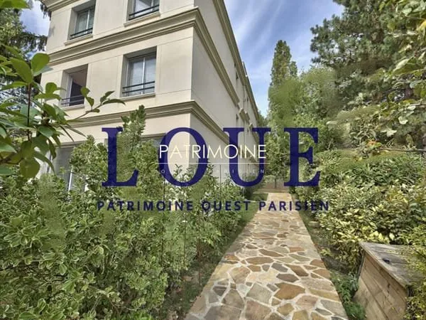 Maison St Germain En Laye 8 pièce(s) 200 m2