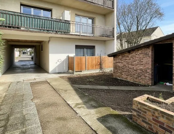 Wissous Limite Antony Grand studio avec balcon, idéal investissement ou premier achat