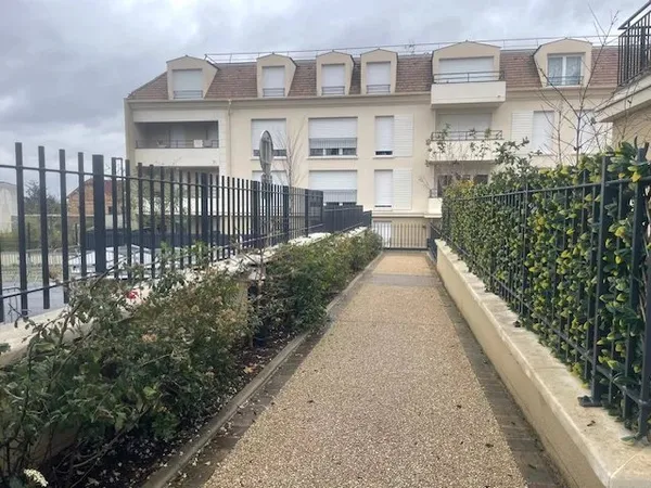 T3 dernier étage - Grande terrasse plein sud - Résidence neuve d