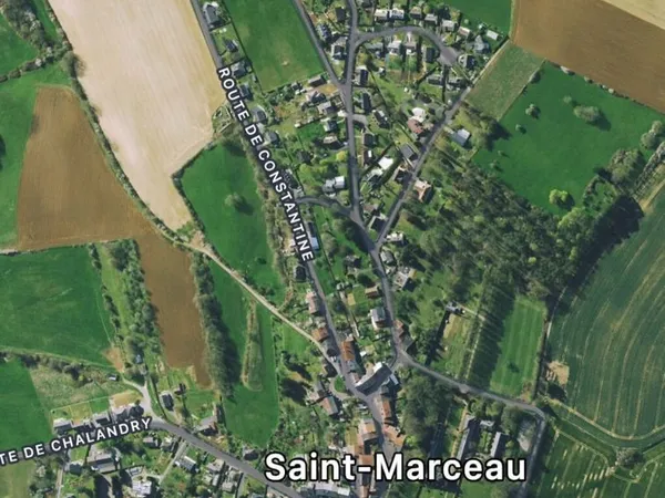 Terrain 1271 m² SAINT MARCEAU