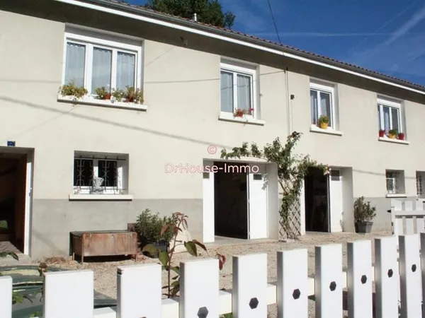 Maison Vente Chabanais 8p 135m² 196000€